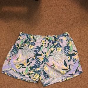 Violet flower athletic shorts
